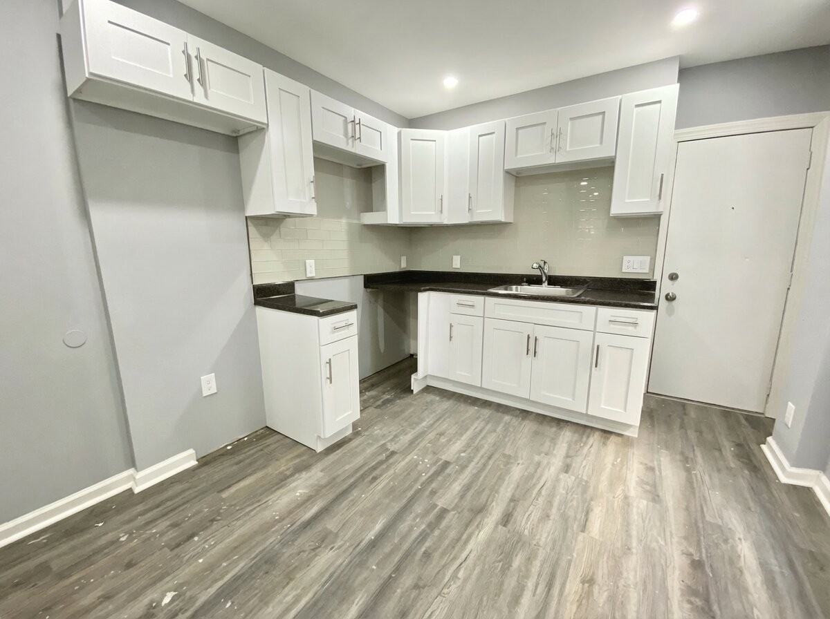 1000 N 66th St - Photo 3 of 11