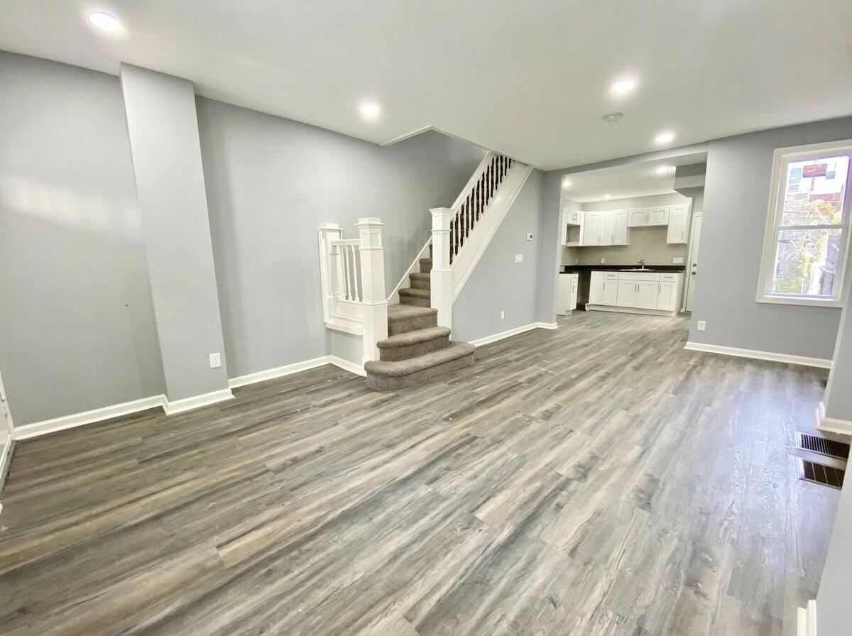 1000 N 66th St - Photo 4 of 11