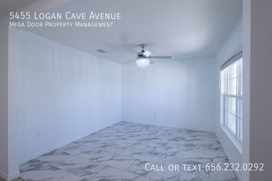 5455 Logan Cave Ave - Photo 7 of 43