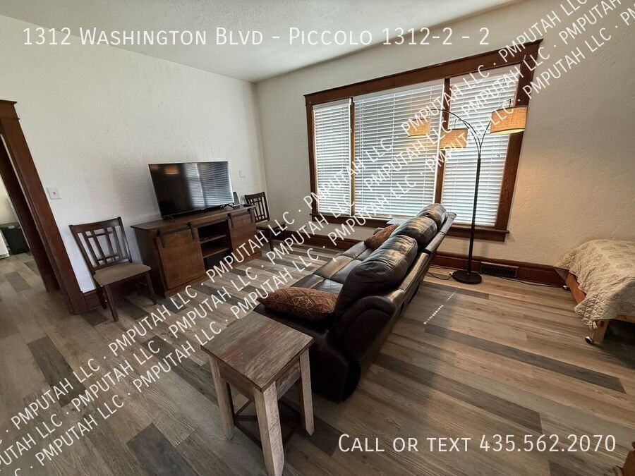 1312 Washington Blvd - Piccolo 1312-2 #2 - Photo 2 of 29