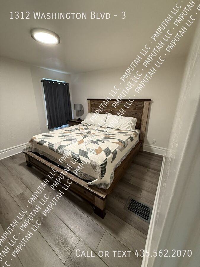 1312 Washington Blvd #3 - Photo 3 of 25