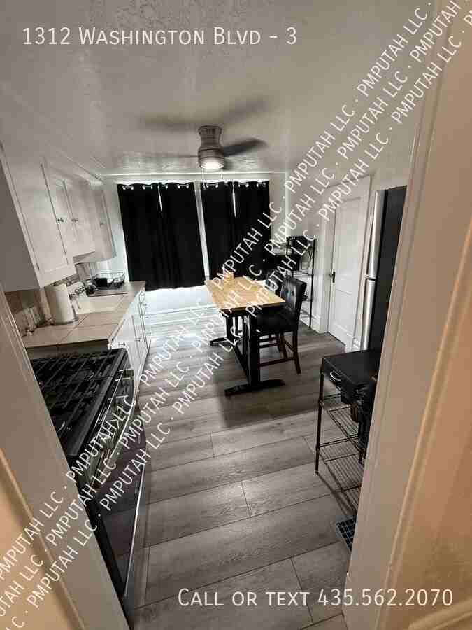 1312 Washington Blvd #3 - Photo 6 of 25