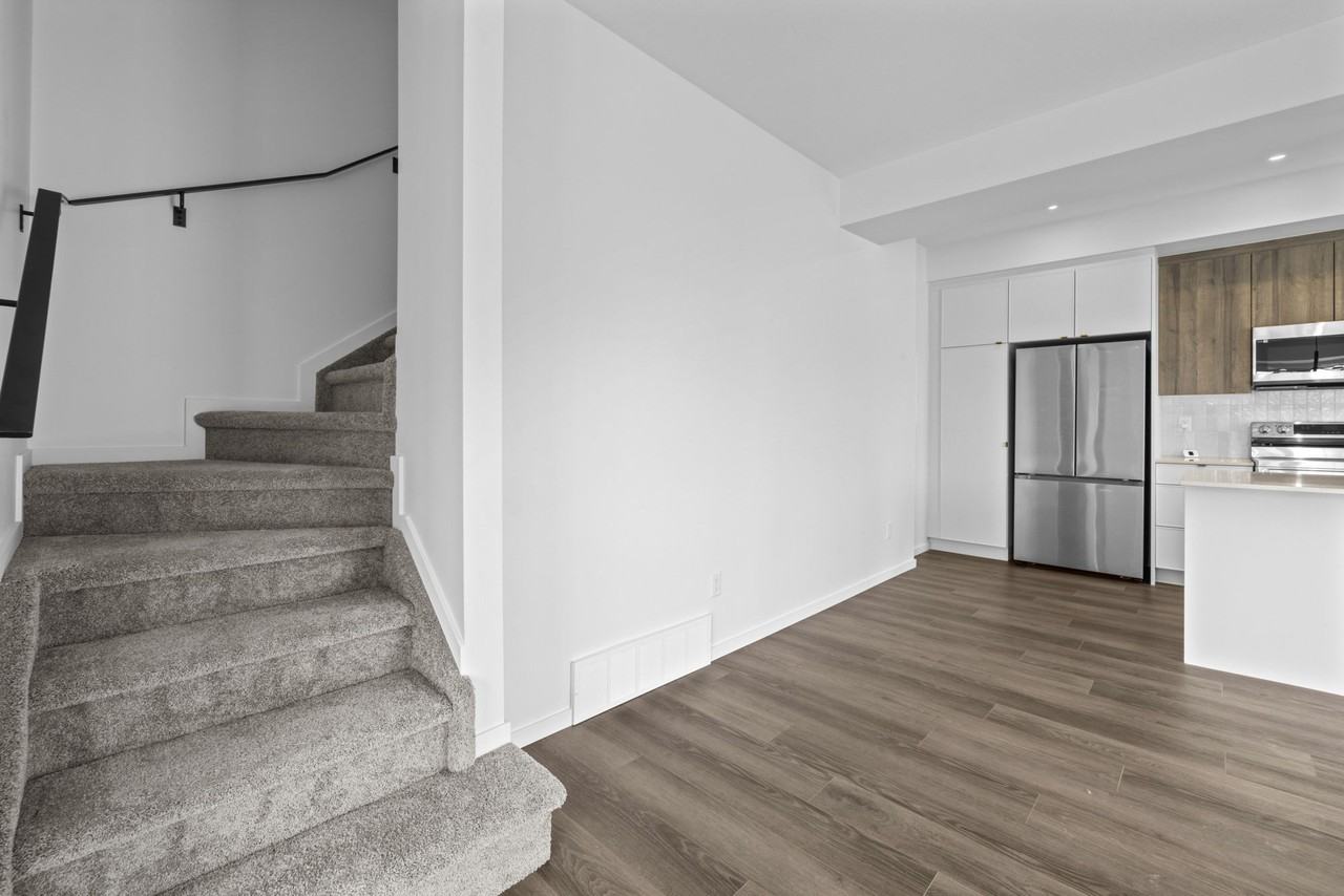 16210 103 Ave Nw #16216UPPER - Photo 7 of 27