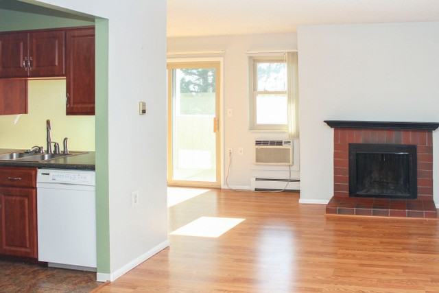 3431 Stover St #E533 - Photo 3 of 13