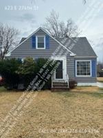 featured image of 423 E 274th St