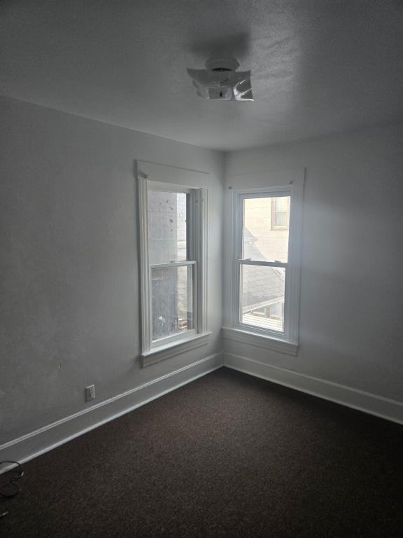 508 W Pleasant St - Photo 4 of 7