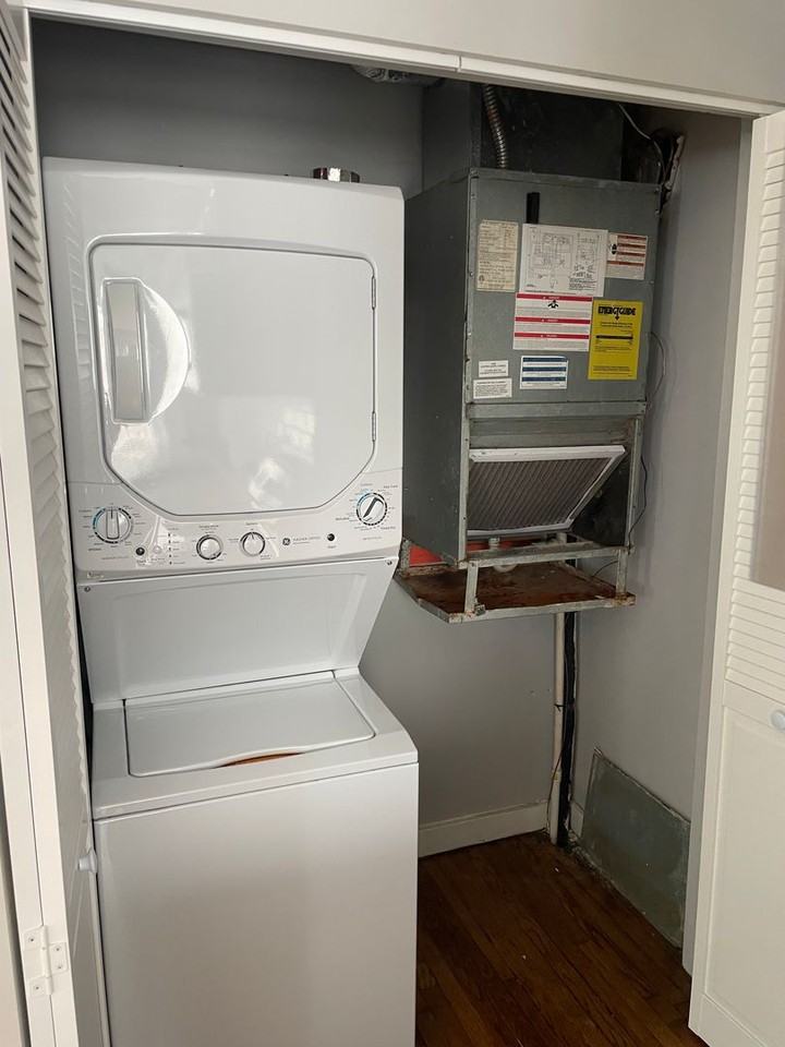 4535 Flad Ave #2E - Photo 2 of 24