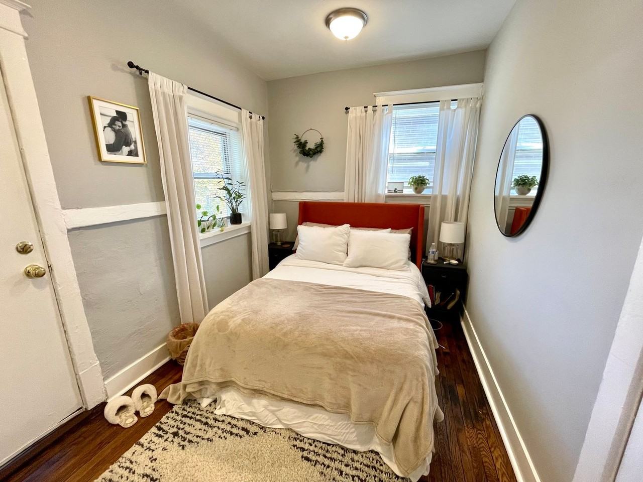 4535 Flad Ave #2E - Photo 3 of 24