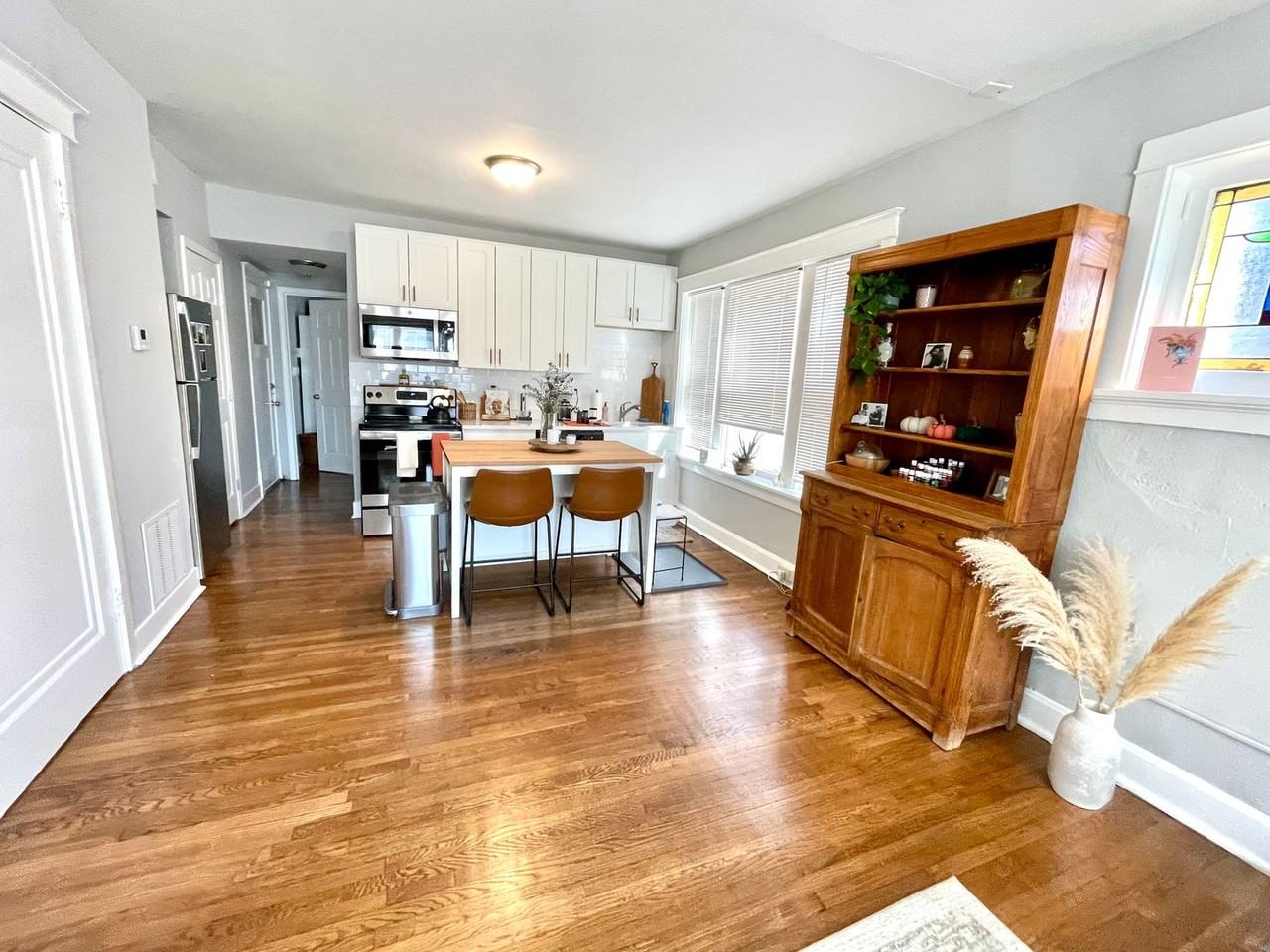 4535 Flad Ave #2E - Photo 7 of 24