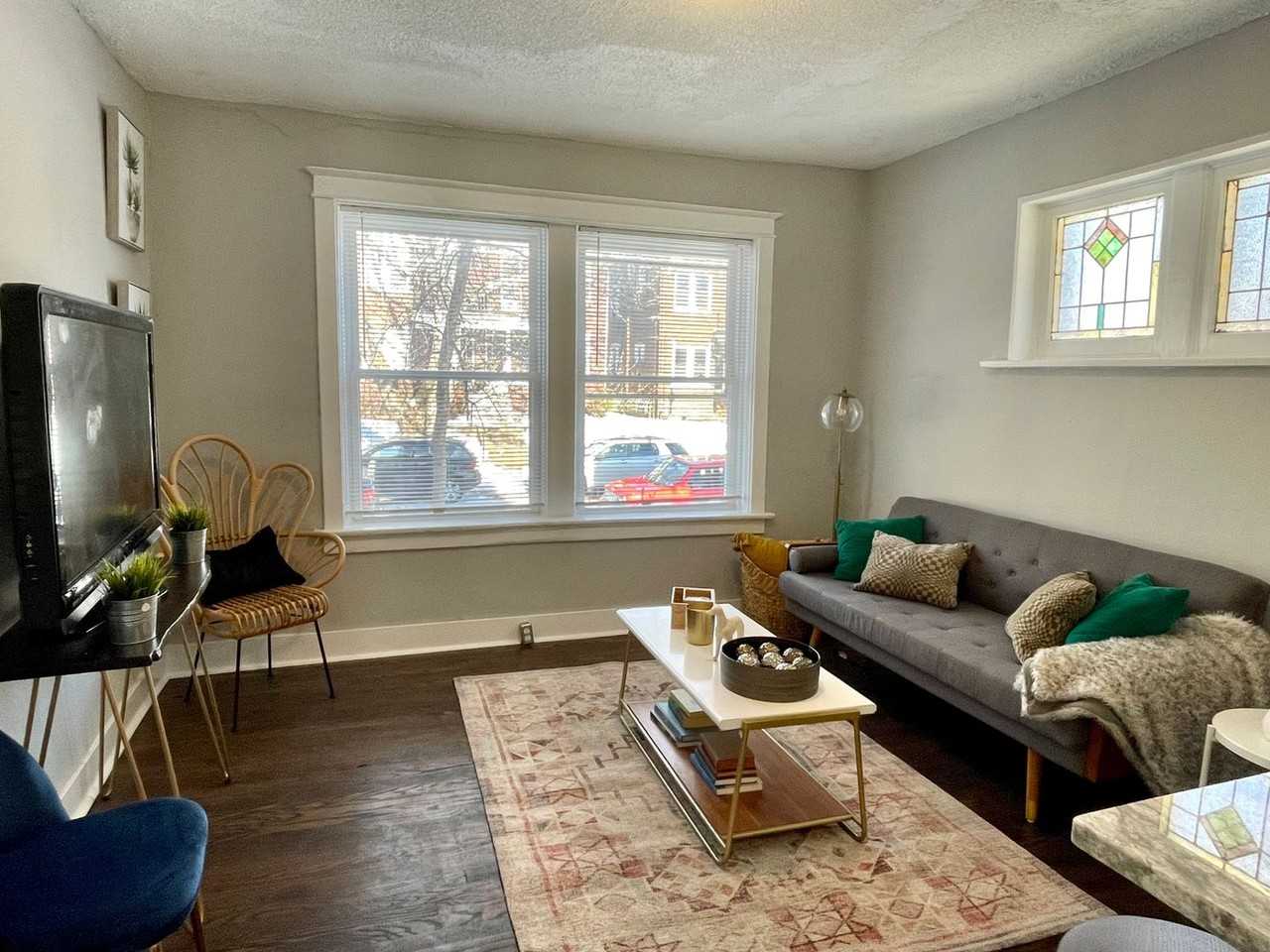 2112 Maury Ave #2S - Photo 2 of 15