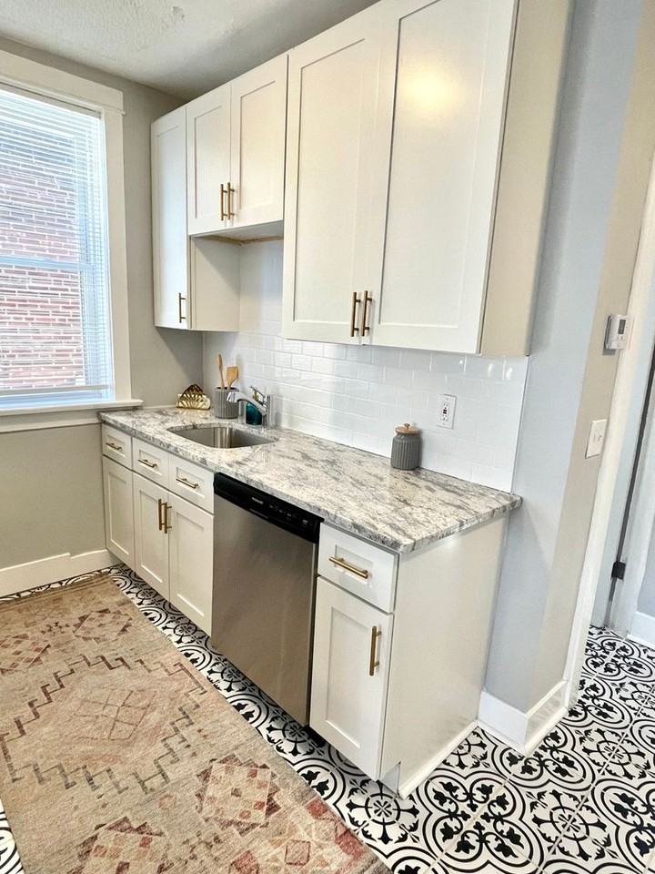 2112 Maury Ave #2S - Photo 7 of 15