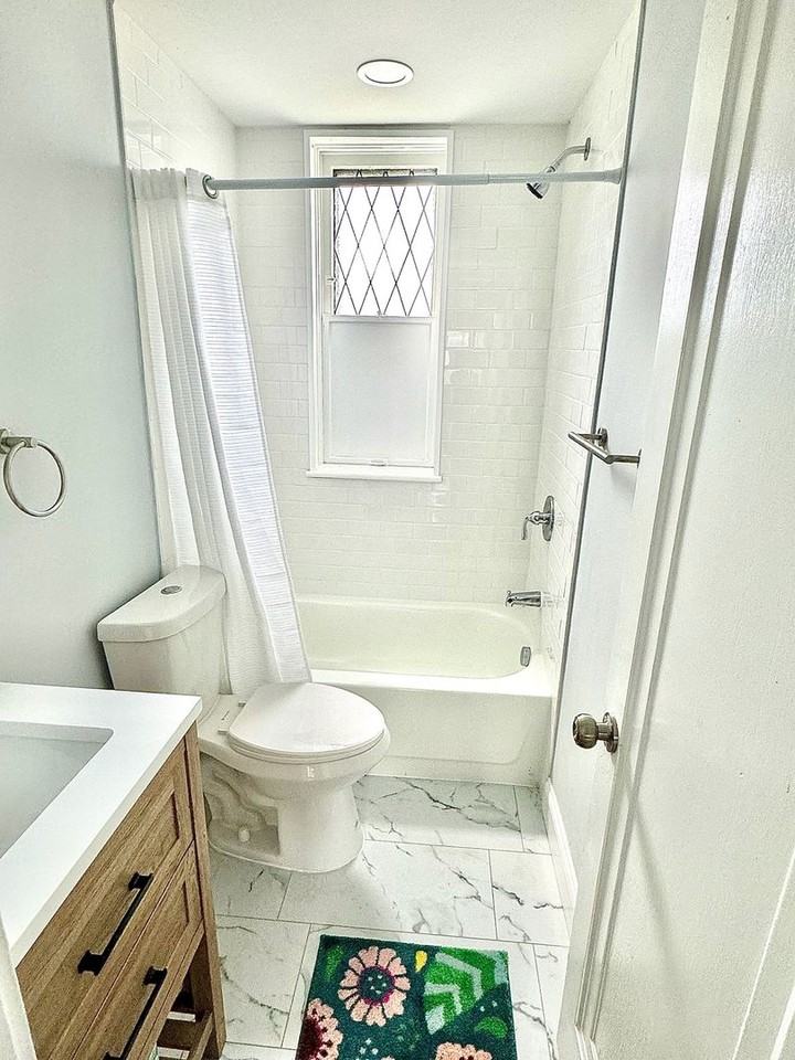 4928 Lindenwood Ave #1N - Photo 6 of 50