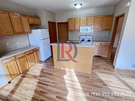 717 Smith Ave S #B - Photo 1 of 1