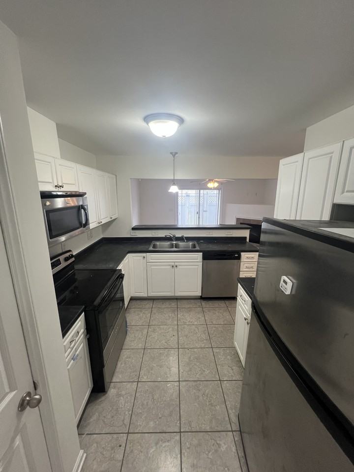 4116 Kittrell Farms Dr #T7 - Photo 4 of 12