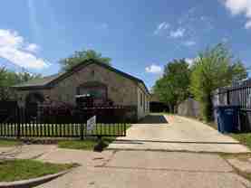 1215 S Fitzhugh Ave - Photo 1 of 1