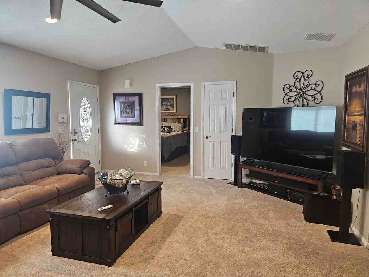 3740 Breakwater Dr - Photo 5 of 31
