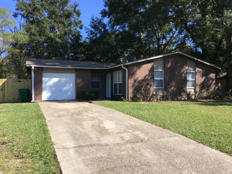 7108 Thornbriar St - Photo 2 of 25