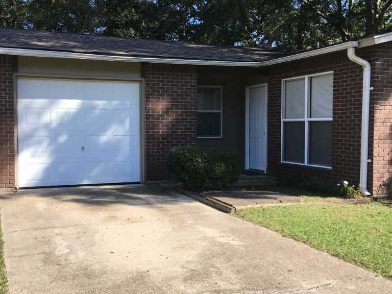 7108 Thornbriar St - Photo 3 of 25