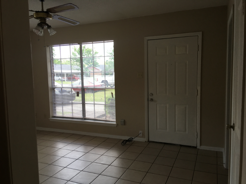 7108 Thornbriar St - Photo 5 of 25