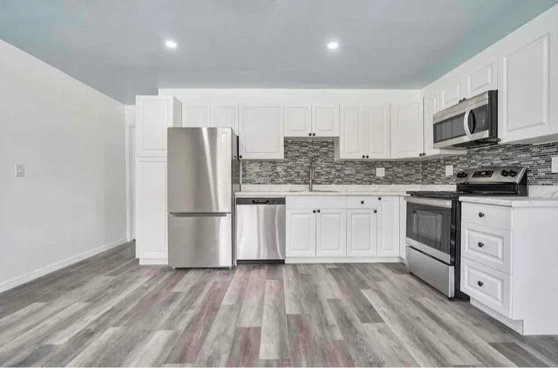 616 5th St - Photo 3 of 7