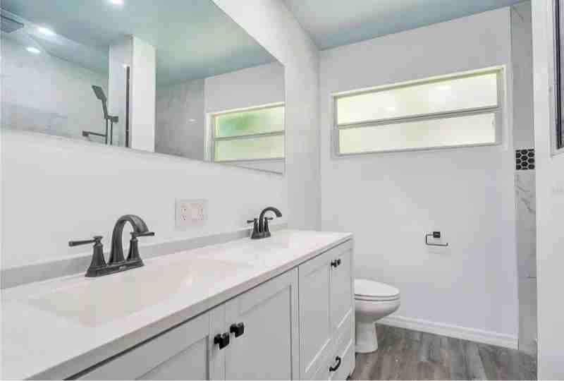 616 5th St - Photo 6 of 7