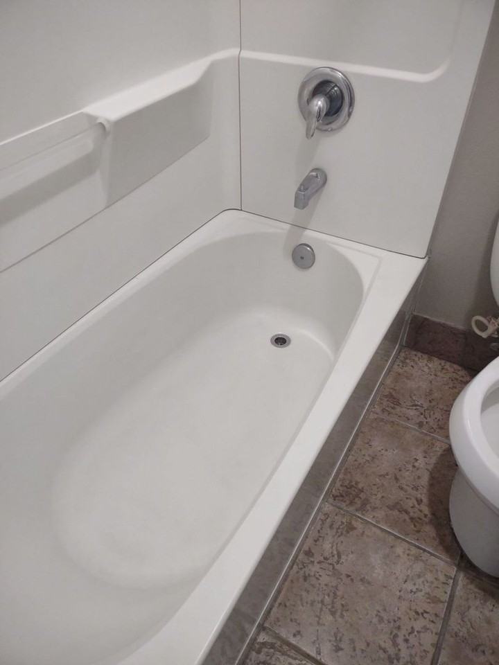 Lincoln Apartments - Photo 7 of 19