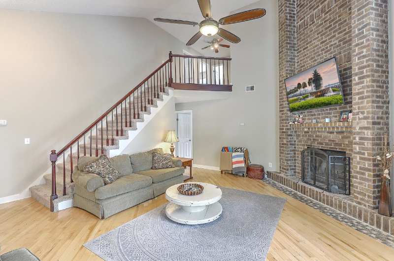 191 Wickford Ct - Photo 2 of 24