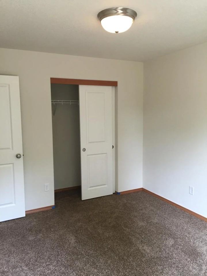 1441 Se Honeysuckle Loop #A - Photo 7 of 9