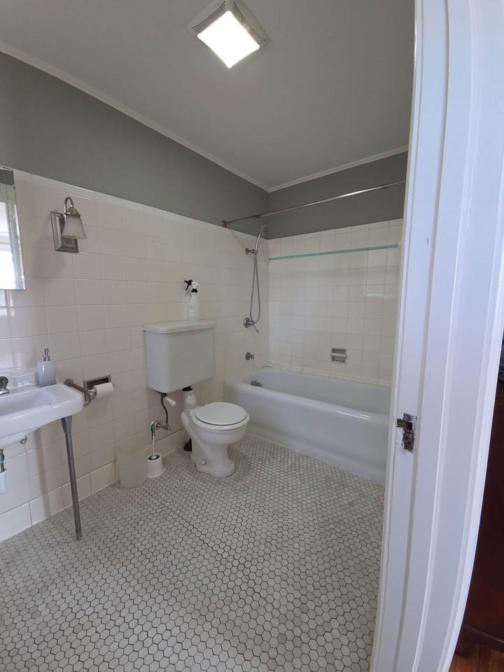 219 Culver Rd #2 - Photo 7 of 20