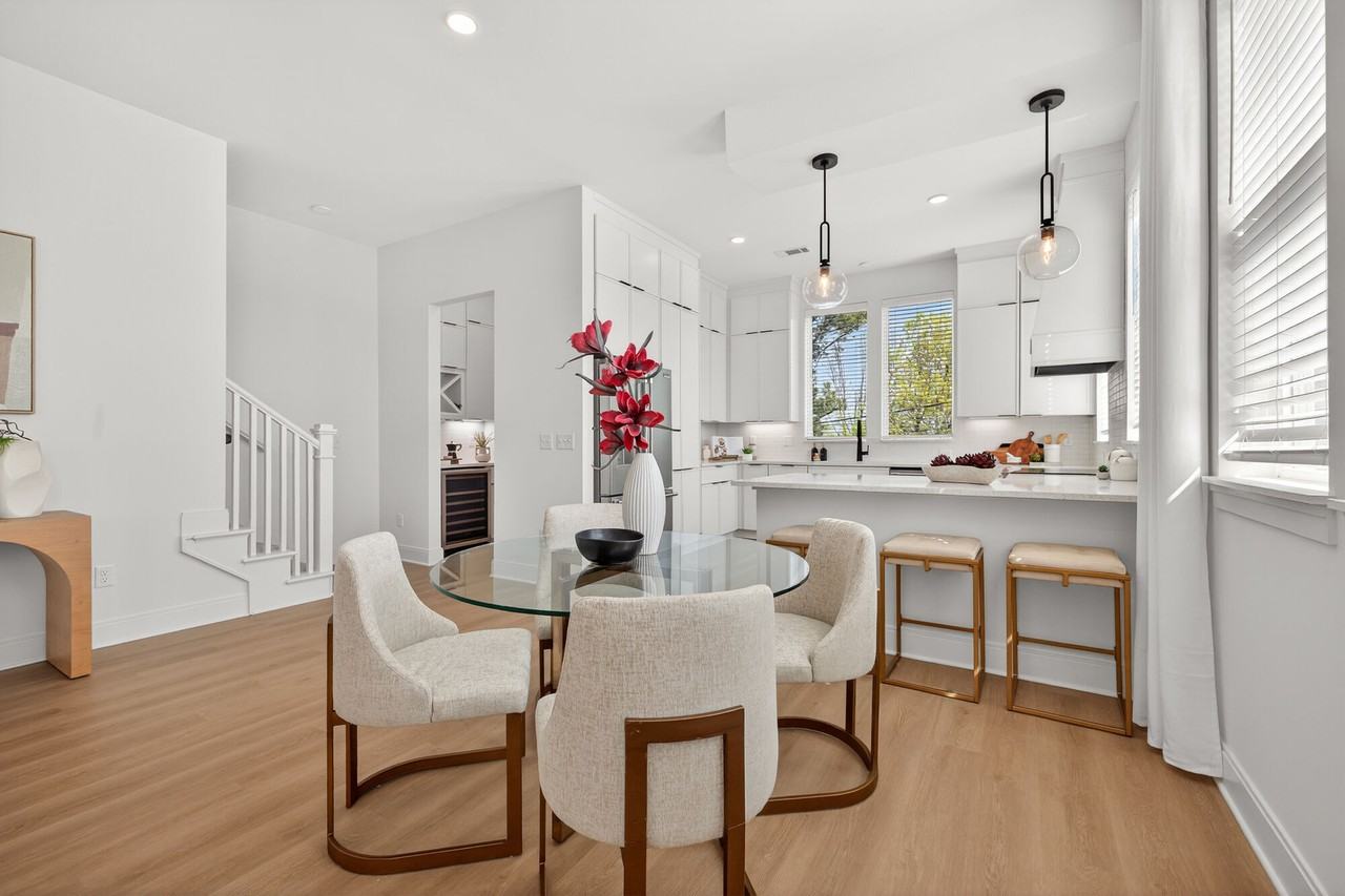 Ballantyne Townhomes at Elm - Photo 5 of 23