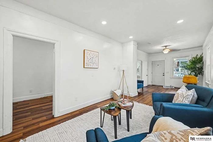 4507 S 15th St - Photo 7 of 20