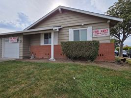 featured image of 915 Henderson Ave