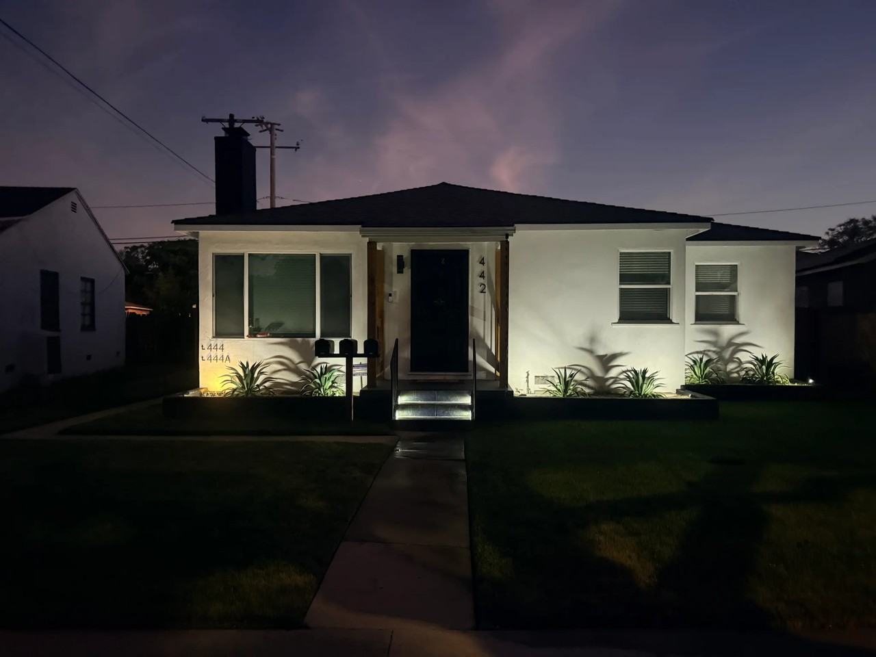 442 E 44th Cir #442 - Photo 2 of 25