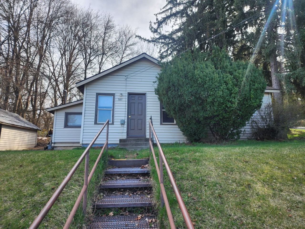 505 Se South St - Photo 2 of 18