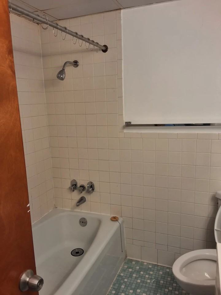 211 Birdseye St #2A2 - Photo 3 of 10