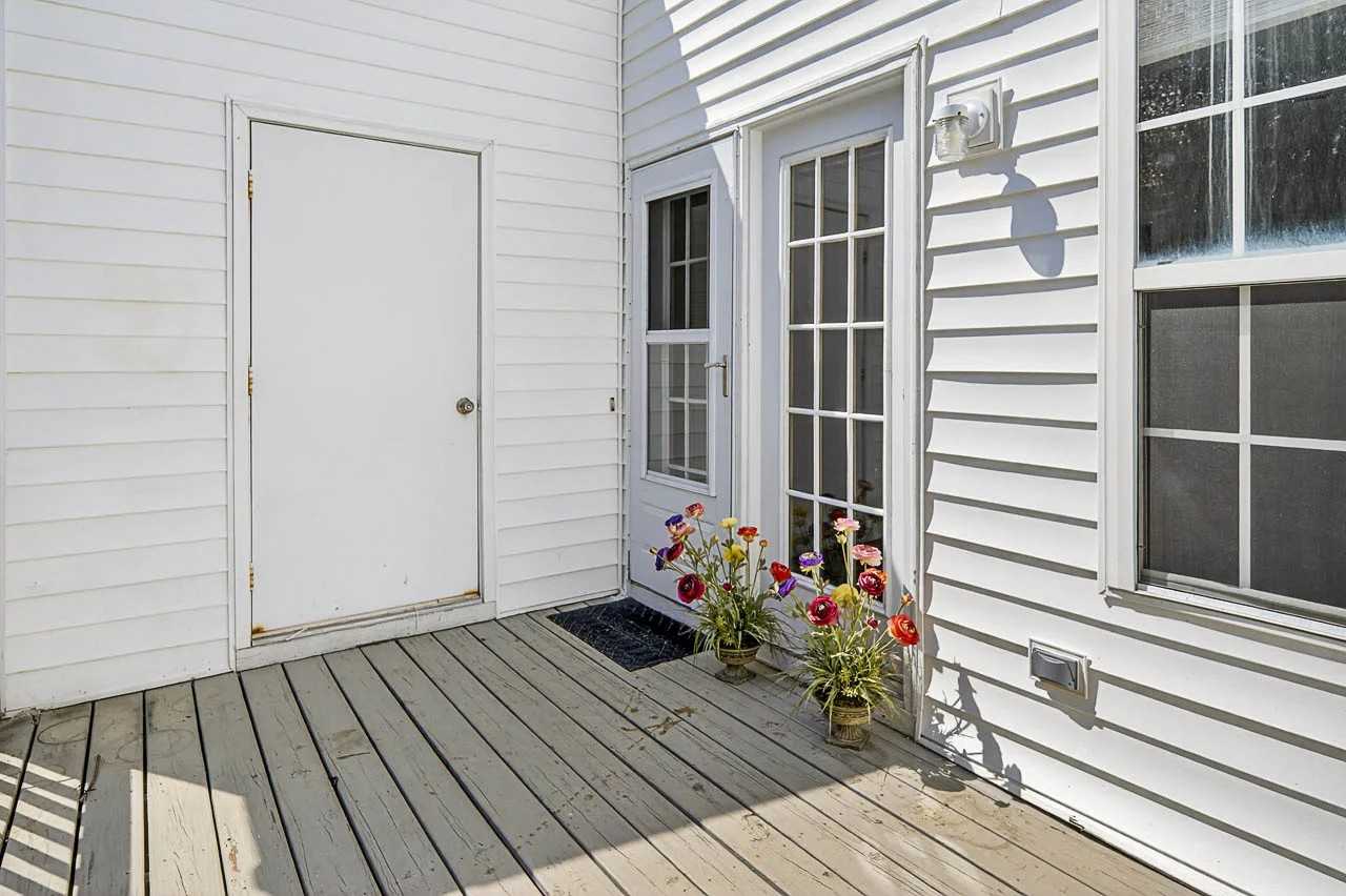 1938 Stroll Cir - Photo 3 of 22