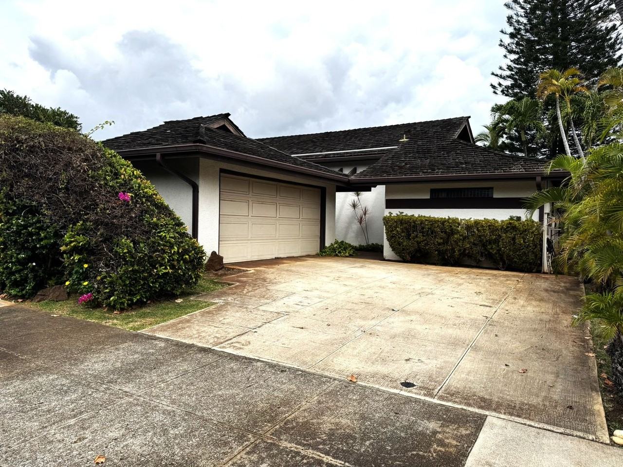 7852 Makaaoa Pl - Photo 3 of 25