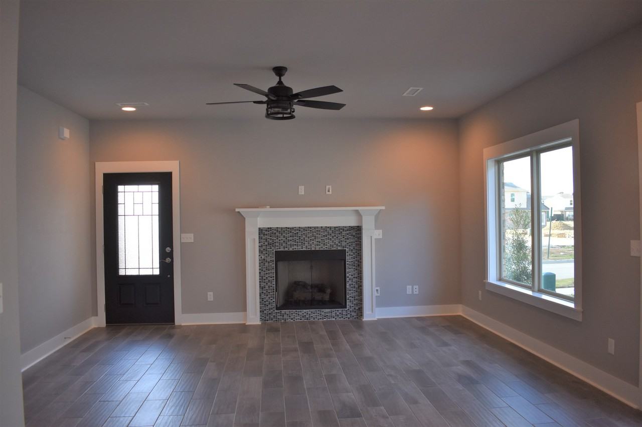 652 N Malbec Rd - Photo 5 of 25