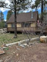 featured image of 700 E Reindeer Dr