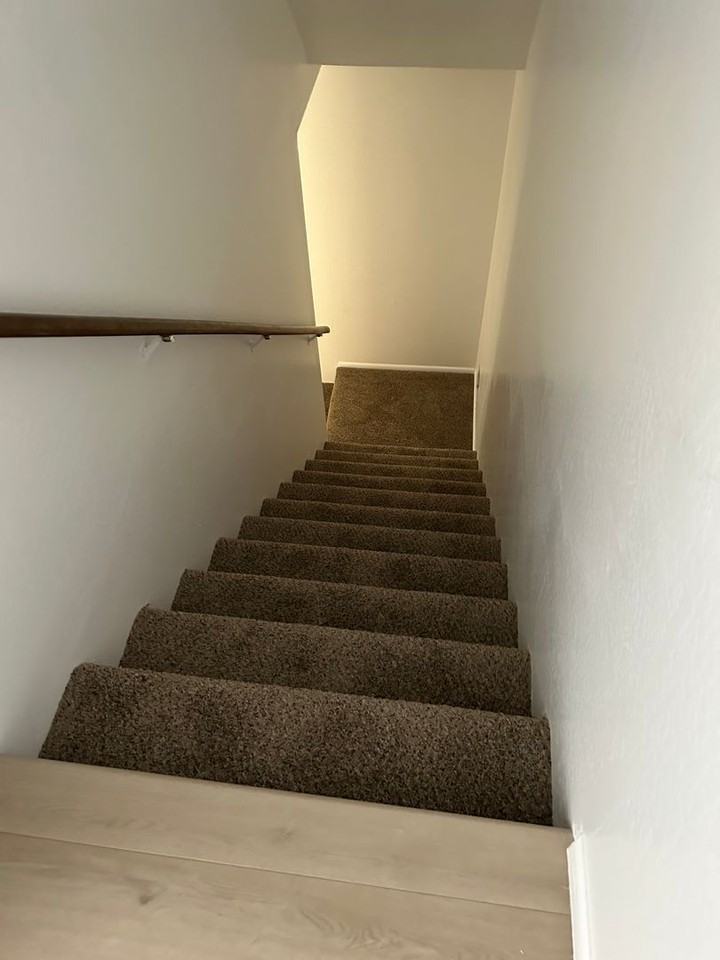 700 E Reindeer Dr - Photo 7 of 13