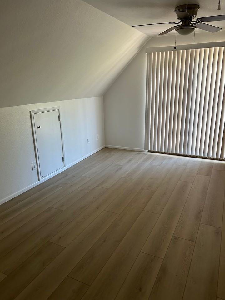 700 E Reindeer Dr - Photo 5 of 25