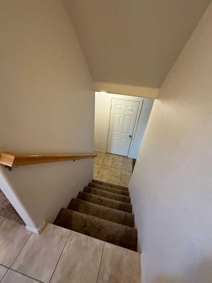 4903 Porlier Ln - Photo 4 of 38