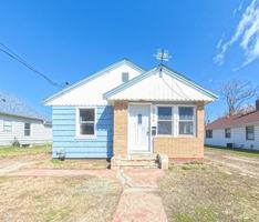 featured image of 2906 State Ave