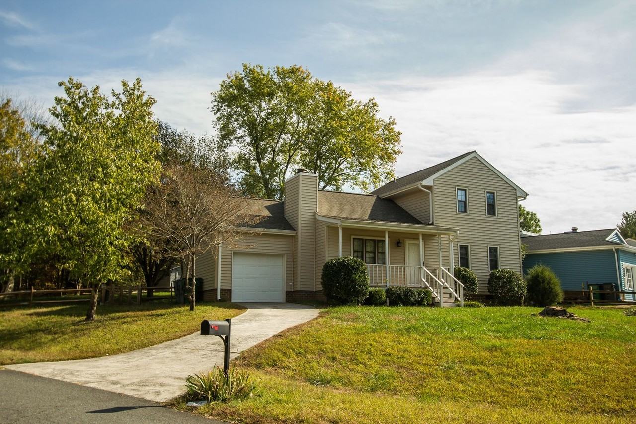 11722 Carmel Lakes Dr - Photo 2 of 20
