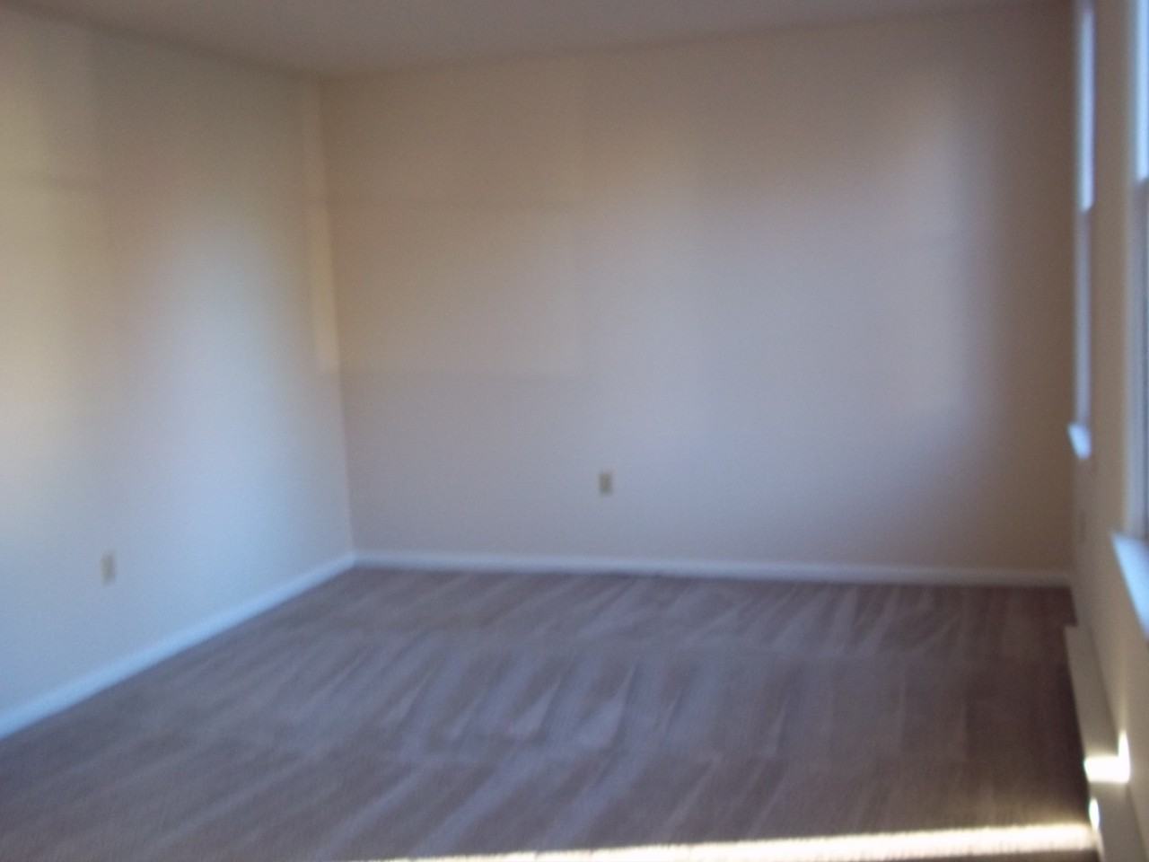 223 Cross Keys Dr - Photo 7 of 14