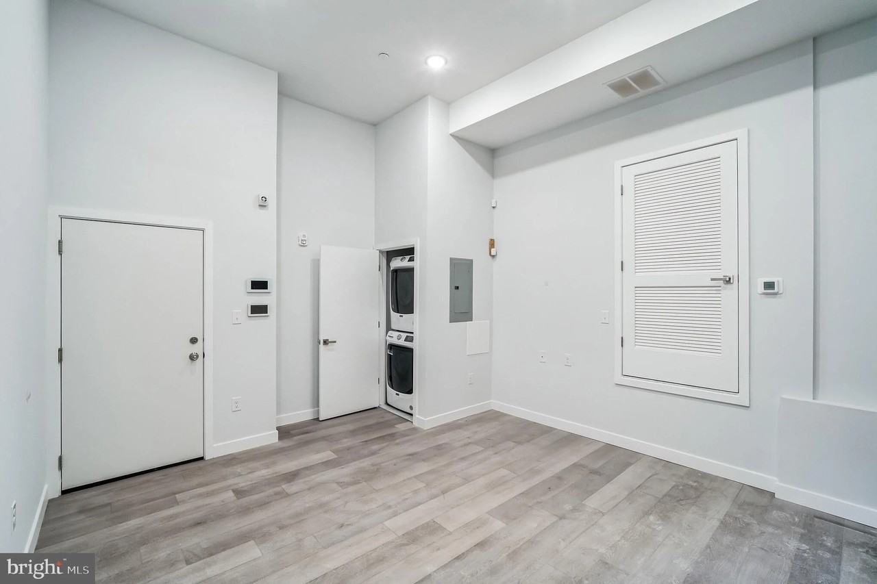 2415 N 7Th St, Philadelphia, Pa 19133, Usa #A - Photo 2 of 15