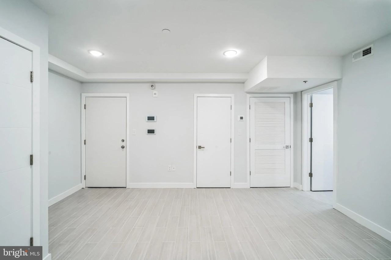 2415 N 7Th St, Philadelphia, Pa 19133, Usa #A - Photo 3 of 15