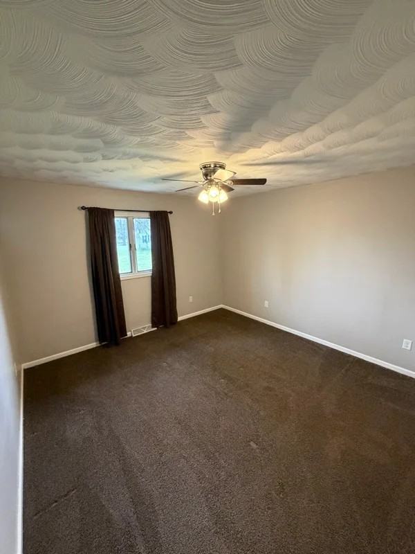 1132 Keller Dr - Photo 4 of 9