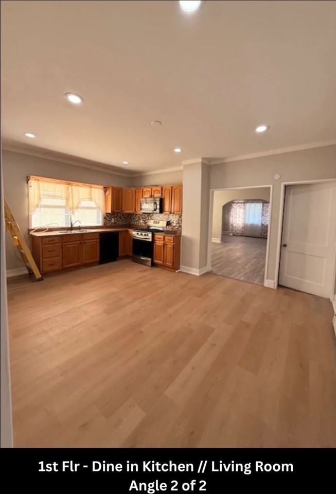 56 4/11 - Photo 5 of 18