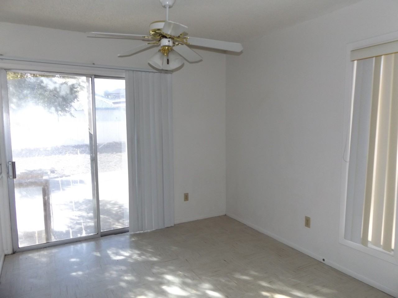 2756 Arcadia Dr - Photo 5 of 10